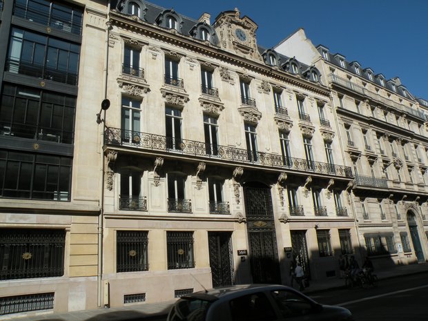  bel immeuble, 44, rue de Chateaudun